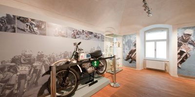 Městské muzeum Antonína Sovy v Pacově – Expozice Pacov a motorismus (Foto Zdeněk Klika)