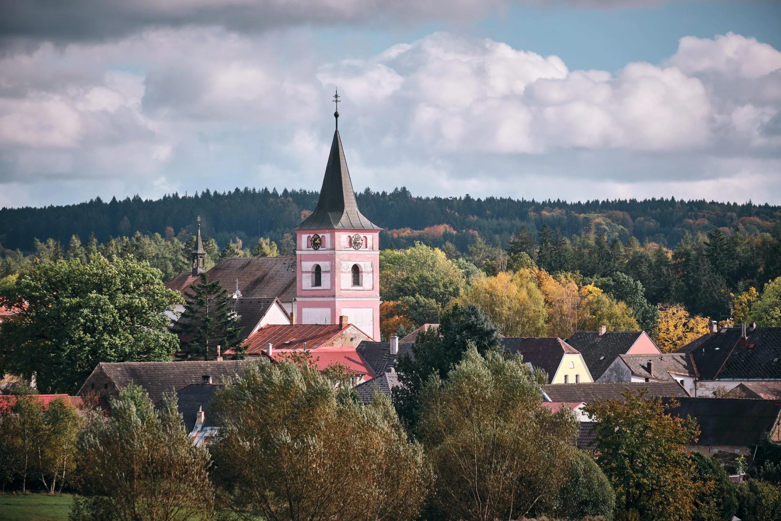 23115 zmensen 3840px cernovice 24 scaled - Vysočina west