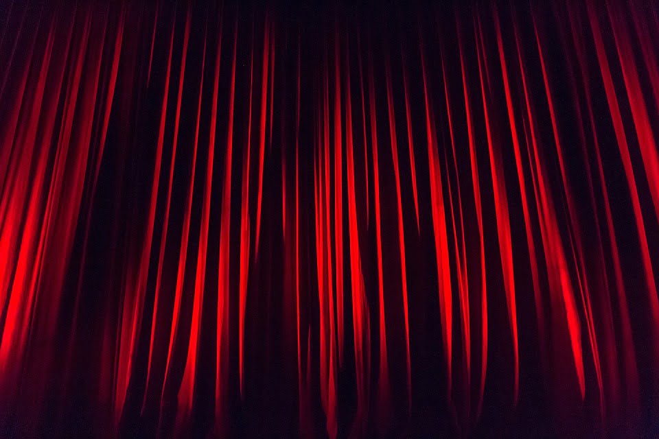 stage-curtain-660078_960_720